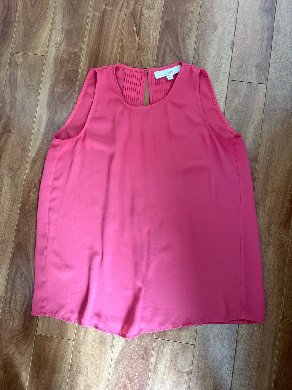 LOFT Coral Pink Sleeveless Pleat-Back Shell Top